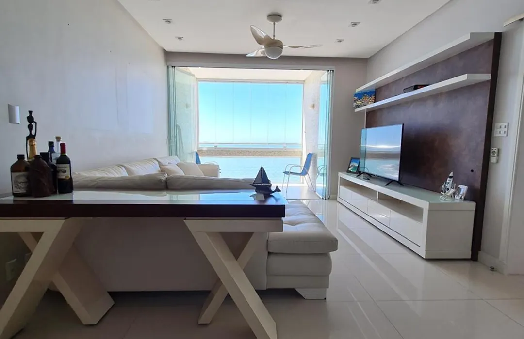 Apartamento Frente-mar no Centro da Praia de Guarujá-1