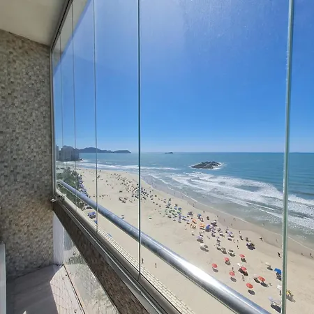 Apartamento Frente-mar no Centro da Praia de Guarujá-2